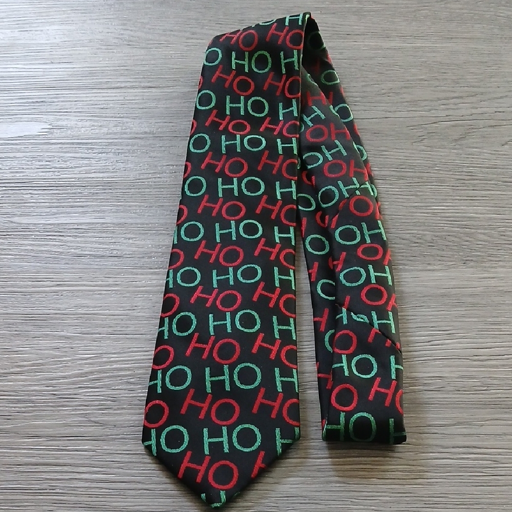 Holiday Traditions Hallmark  HO HO HO Christmas Tie NWOT